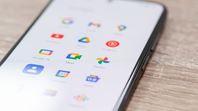 tela do telefone com aplicativos do Google