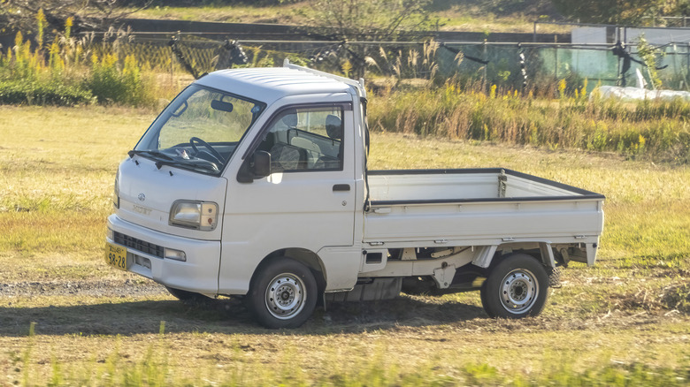 Kei truck parked on a property