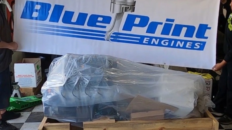 A crate engine from BluePrint Engines came with a banner.
