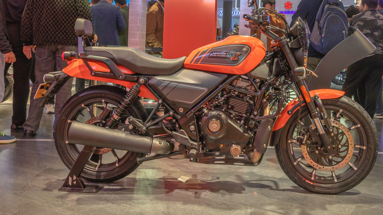 A single cylinder Harley Davidson X440 motorcycle shown in profile