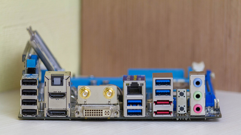 different colored USB ports on a motherboard