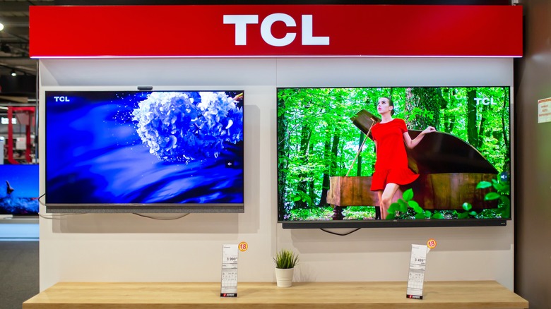tcl smart tv store display