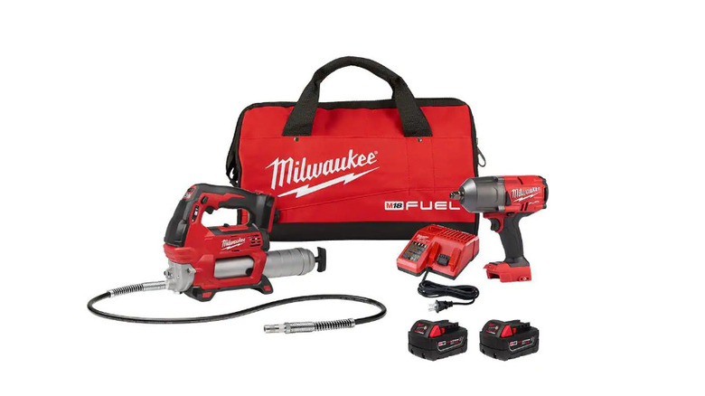 Milwaukee tool set