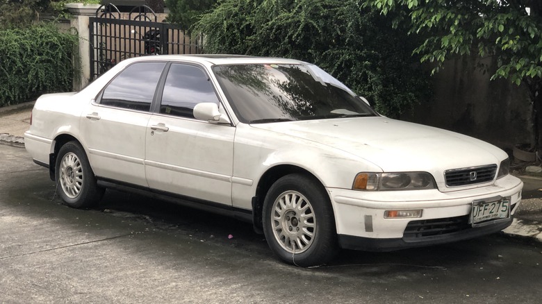 a white Acura Legend