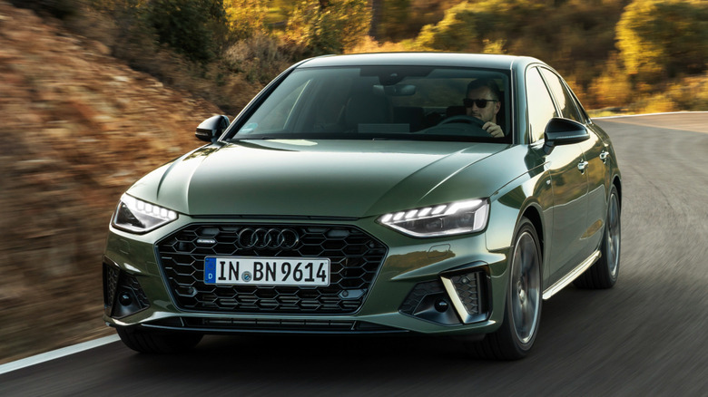 Front 3/4 view of Audi A4