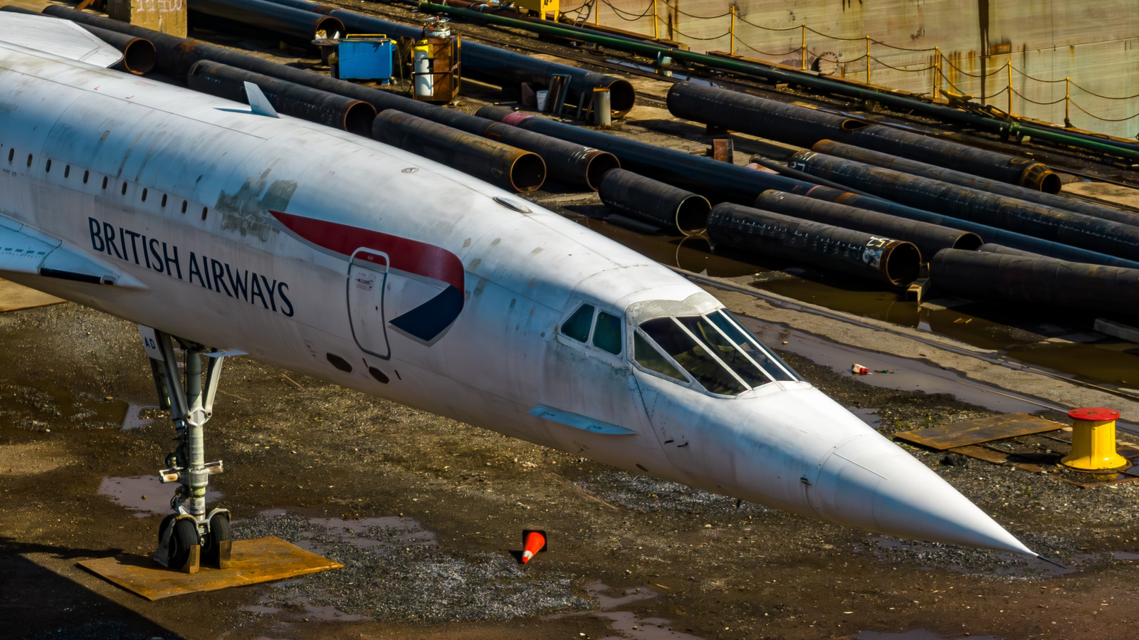 Why Did The Concorde Nose Move And Point Down?