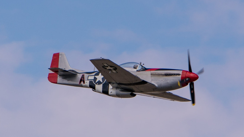 vintage image of p-51 including scoop underneath