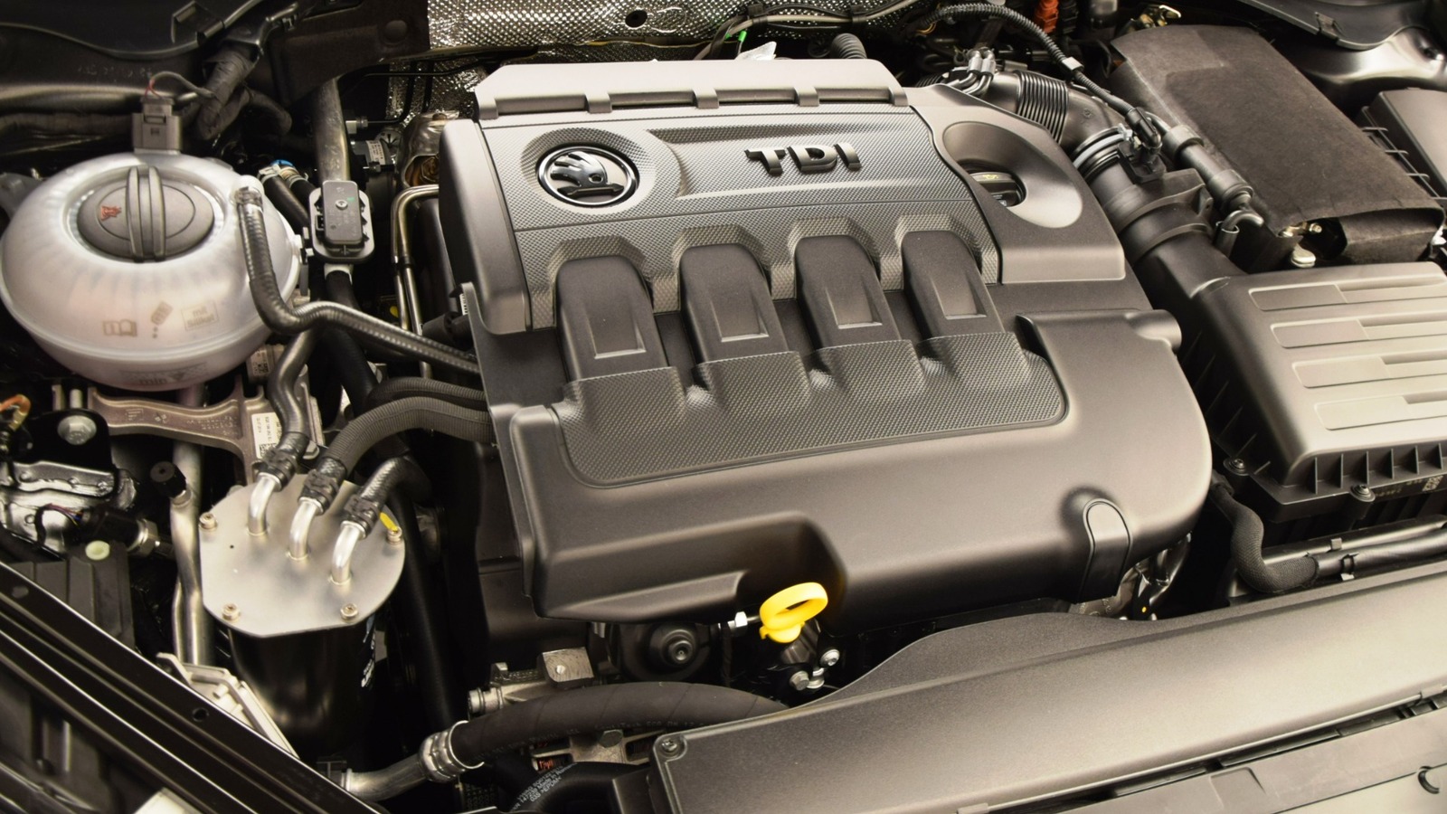 Why diesel engines are more efficient than gas explained