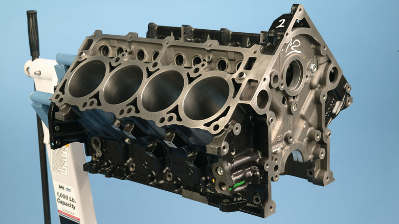 Chrysler 5.7-liter engine block on a stand