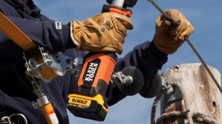 Klein power tool with DeWalt battery crimping line