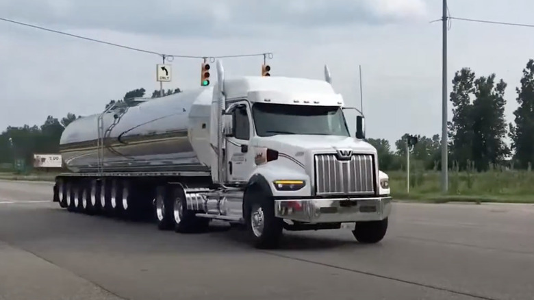 Tanker truck in Michigan with 11 axles