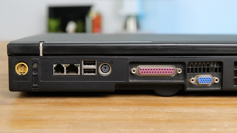 Port selection on the IBM Thinkpad G41