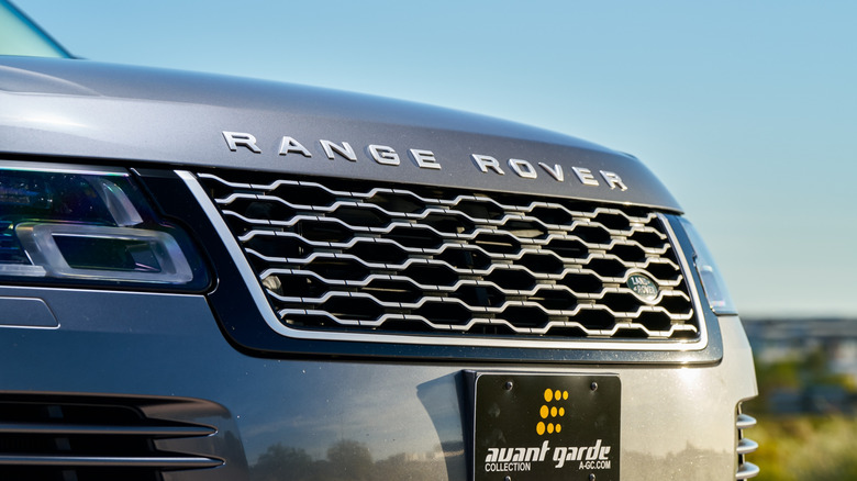 Close-up of Range Rover hood and grille