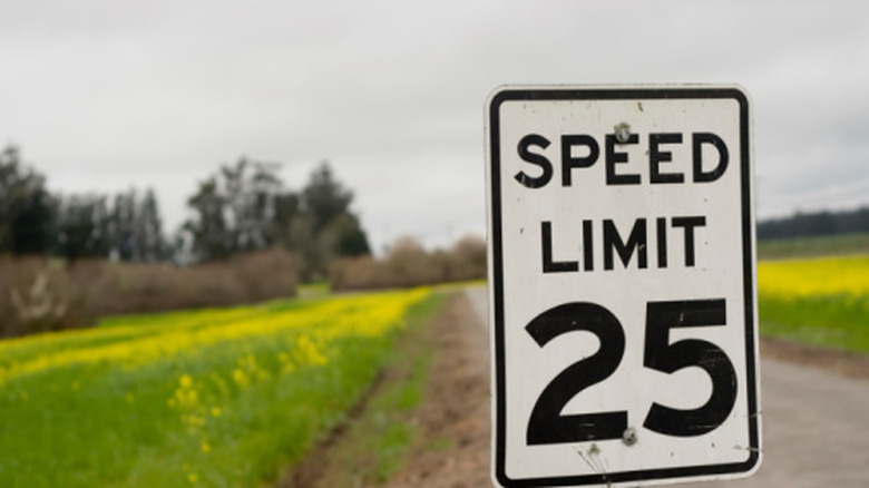 speed limit sign