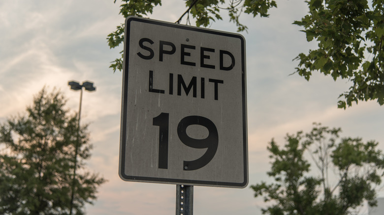 A speed limit sign displaying 19 miles per hour