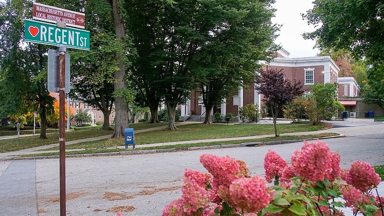 A street sign in Worcester, Massachusetts, with a red heart to the left of the street name.