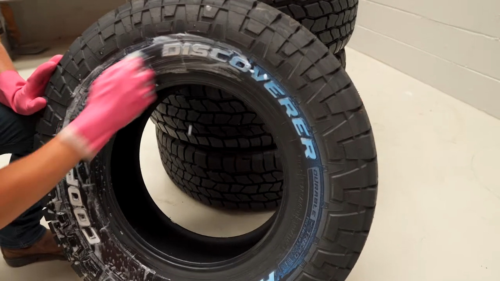 Why Do Tires Turn Blue In The Mud Sometimes?