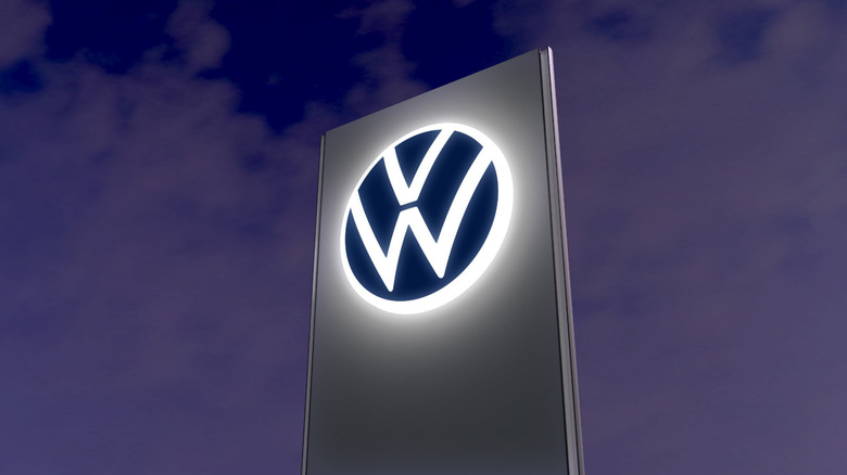 the volkswagen logo
