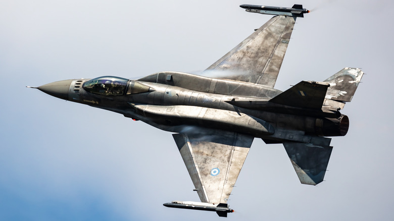 Camo F-16 flying