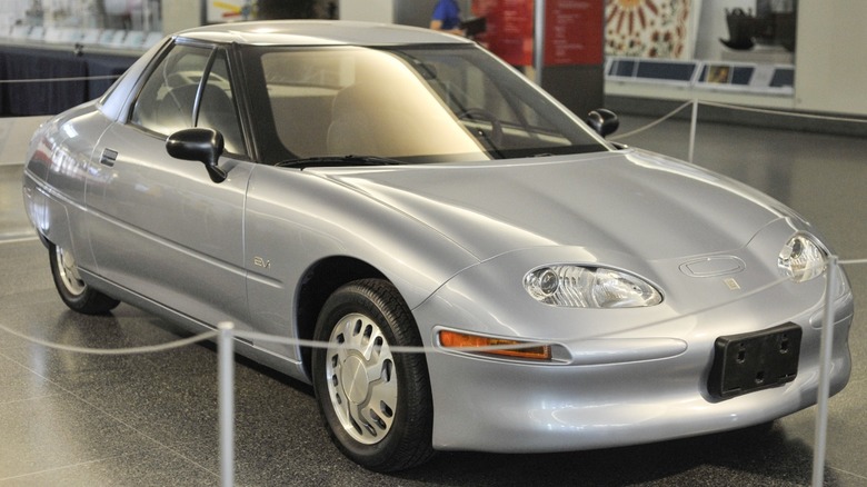 GM EV1 parked in a museum 