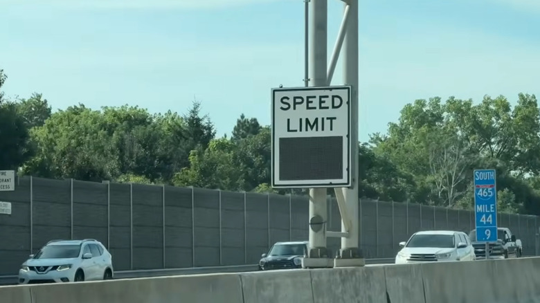 A shot of a disabled speed limit sign in Indiana