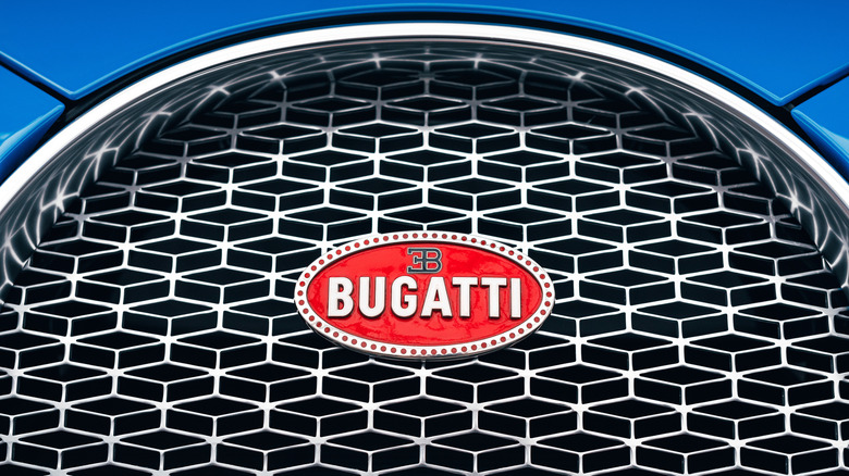 Bugatti macaron on Bugatti Chiron showing brand name and EB initials