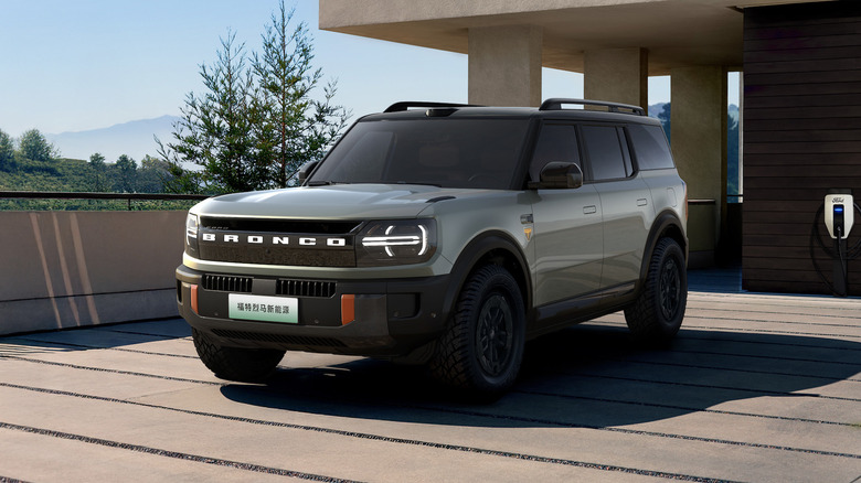 Front 3/4 view of the Ford Bronco New Energy