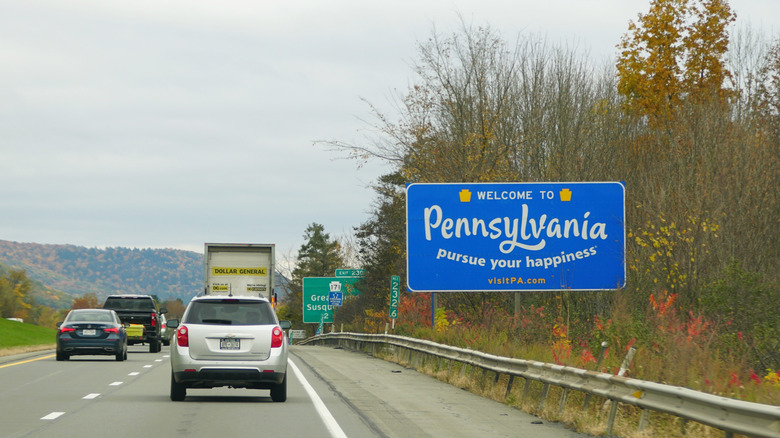 Welcome to Pennsylvania sign next to highway