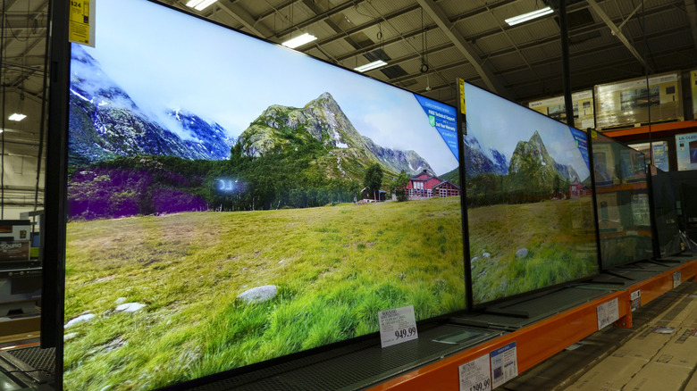 TVs in Costco warehouse