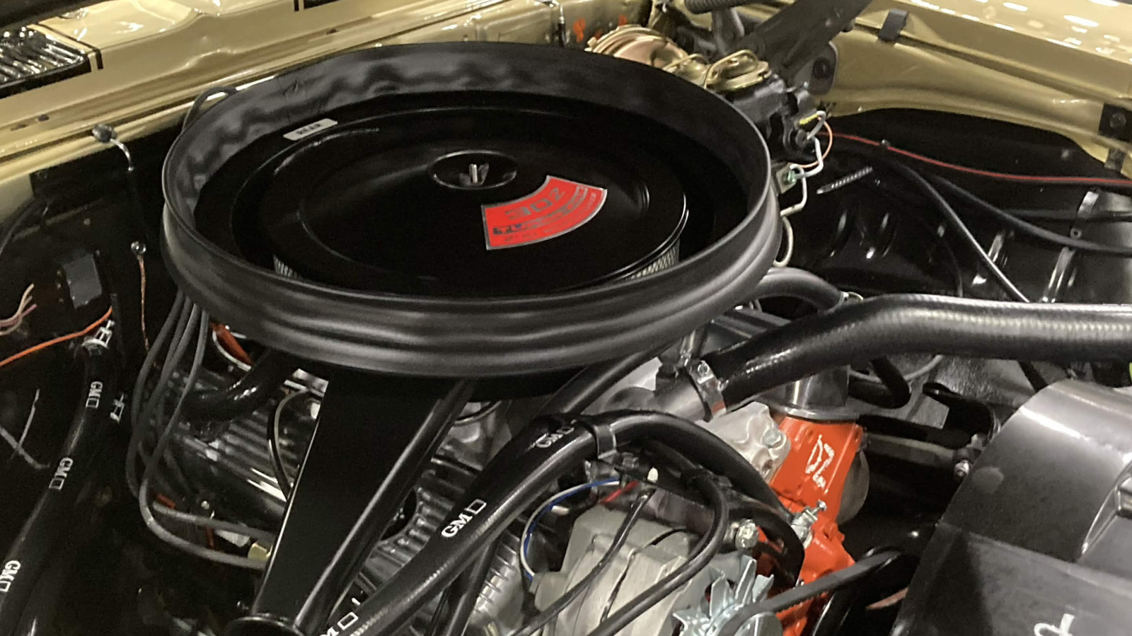 Why Some 1960s Muscle Cars Used Small Block V8s Instead Of Big Blocks