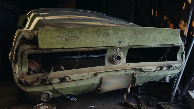back of shelby gt500 american pickers