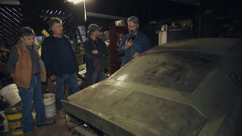 American Pickers look at Shelby GT500 in barn