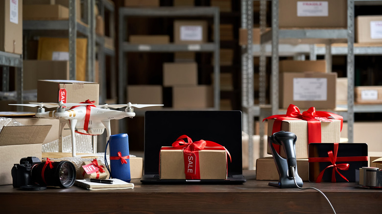 Various USB gadgets with a warehouse background