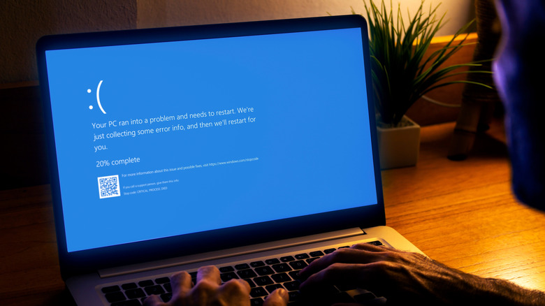 A Windows showing a Blue Screen of Death
