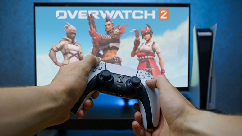 Overwatch 2 being played with PS5 controller