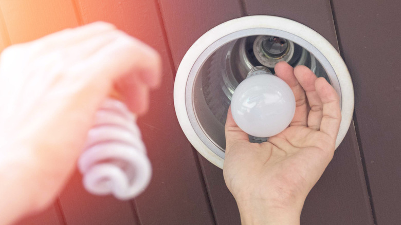 Replacing a bulb with LED