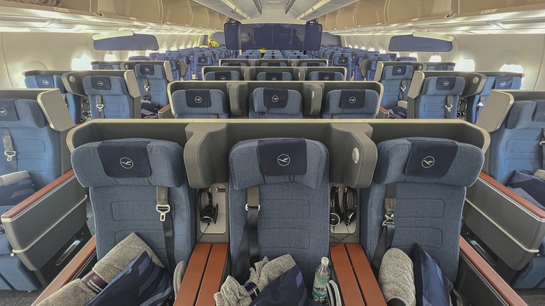 Lufthansa Airbus A350 cabin