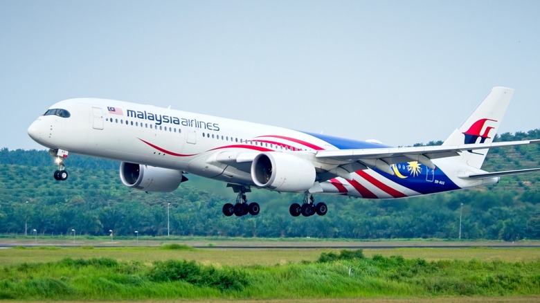 Malaysia Airlines Airbus A350