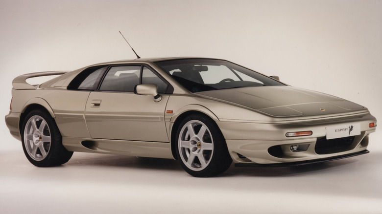 Lotus Esprit V8