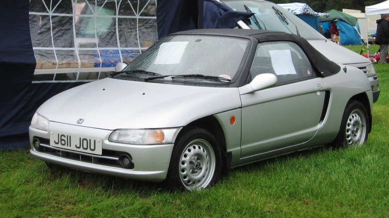 White Honda Beat front