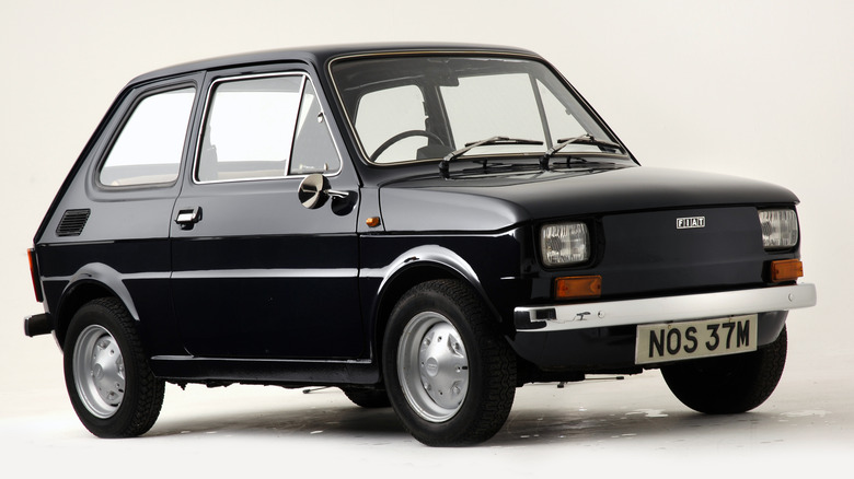 black fiat 126