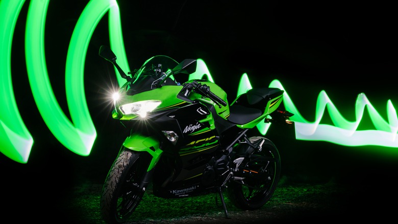 kawasaki ninja motorcycle sports bike superbike