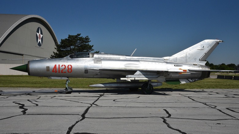 A Mikojan-Gurewitsch MiG-21 MF on display