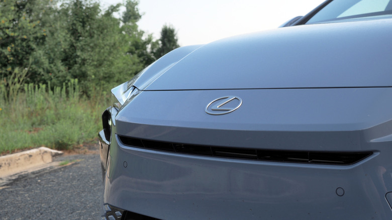 2026 Lexus ES 350h fascia