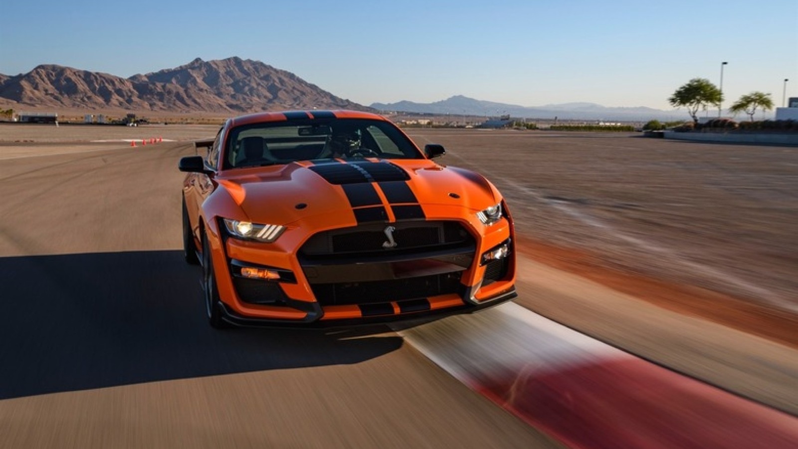 Por que esta atualização do Shelby Mustang GT500 deve estar no topo da sua lista