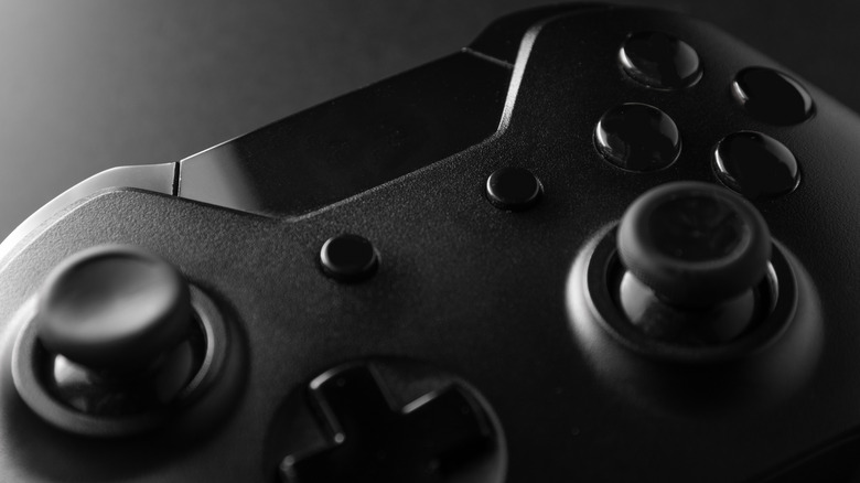 black game controller