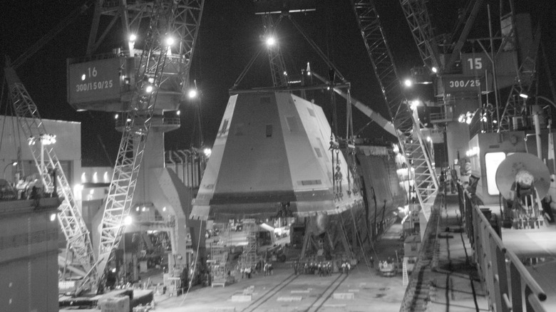 uss zumwalt bath iron works construction