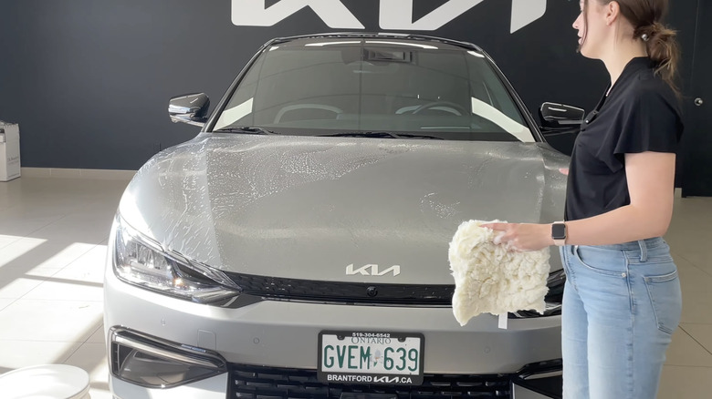 a kia ev6 matte gets cleaned