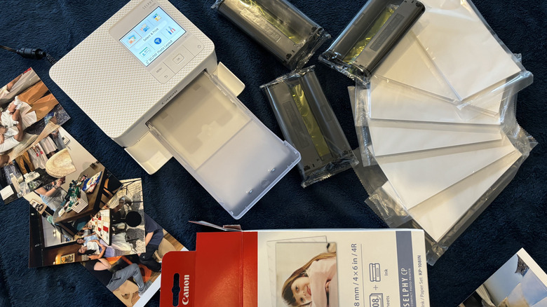 Canon SELPHY CP1500 with accessories