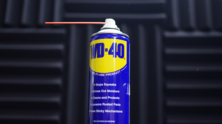 WD-40 spray can